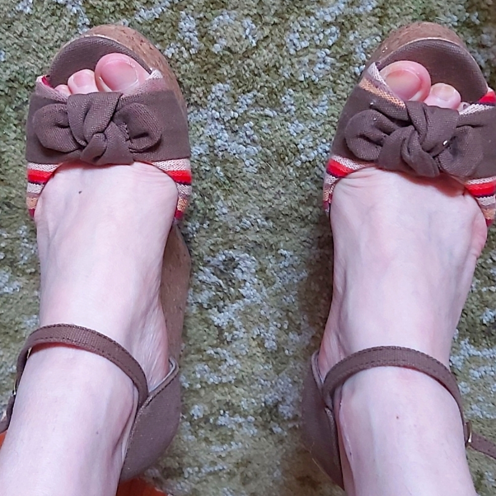 Shoes - Picture 2 of 2
